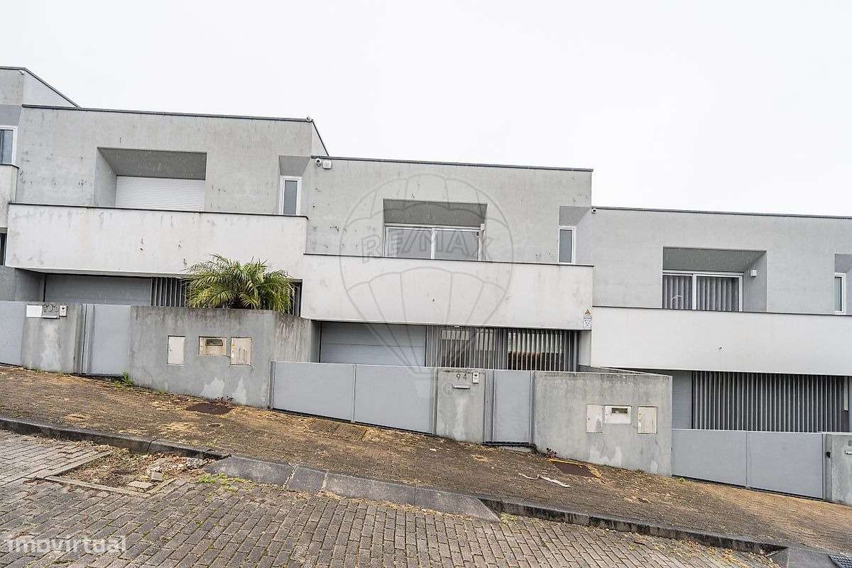 Moradia T3 Como Nova em Jesufrei – Vila Nova de Famalicão-24