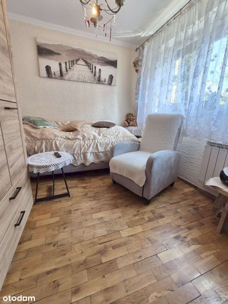 Dom w Chojnowie – 5 pokoi – działka 469 m2 – 3 garaże-8