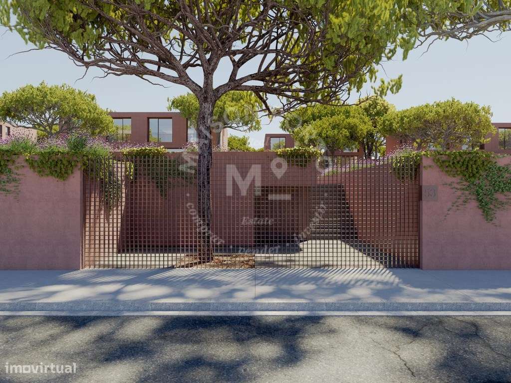 Moradia T4 de 2 Pisos com Suites, Varanda, Pátio e Garagem, inserid... - Grande imagem: 4/9