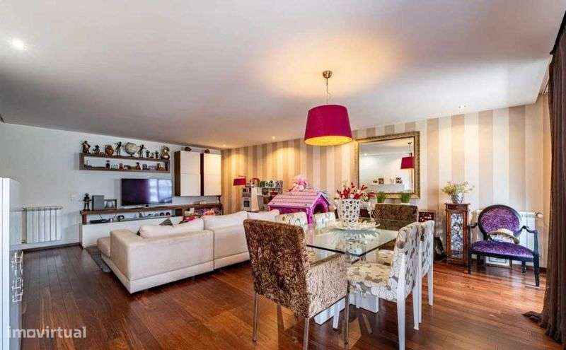 T3 de Luxo à Feup/ Fep - Paranhos Condoninio Residencial - Grande imagem: 5/12