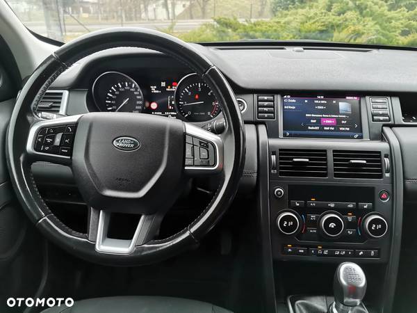 Land Rover Discovery Sport - 26