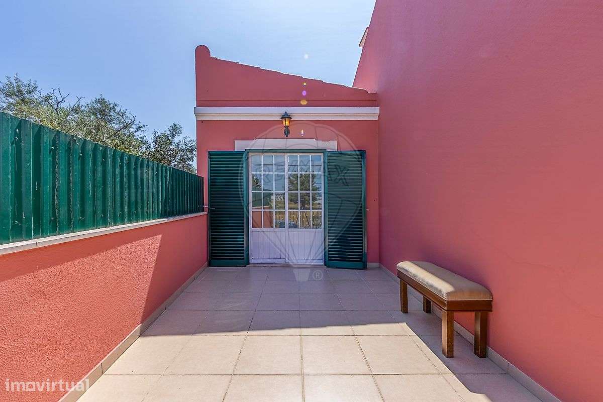 Moradia T5 para venda-40