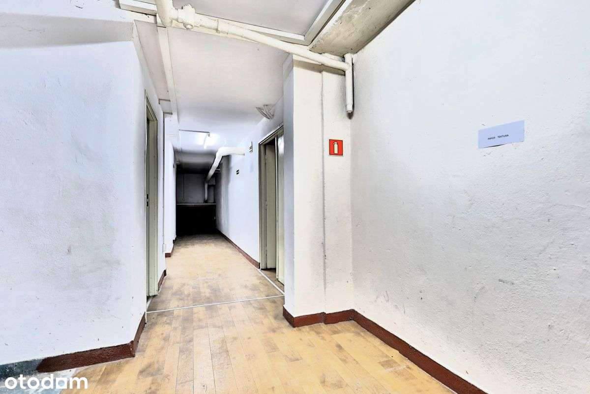 Parter, całk. pow. 522,2 m2 - Piotrkowska!-11