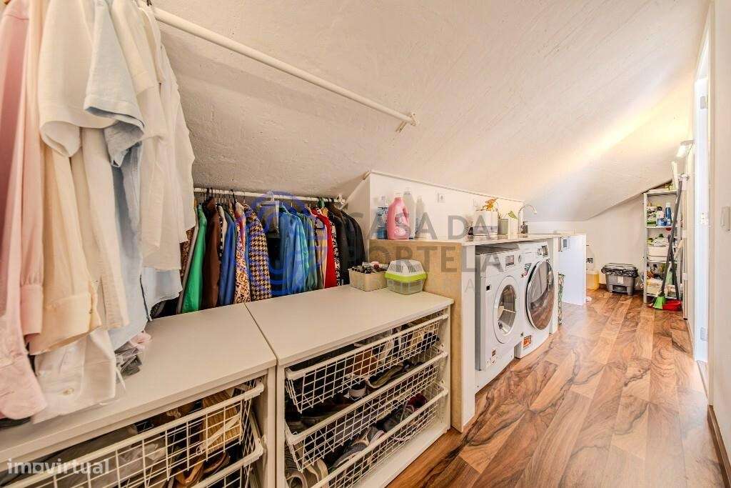 Apartamento Duplex T5 de Luxo com Terraço, Piscina e Garagem – Estoril-45