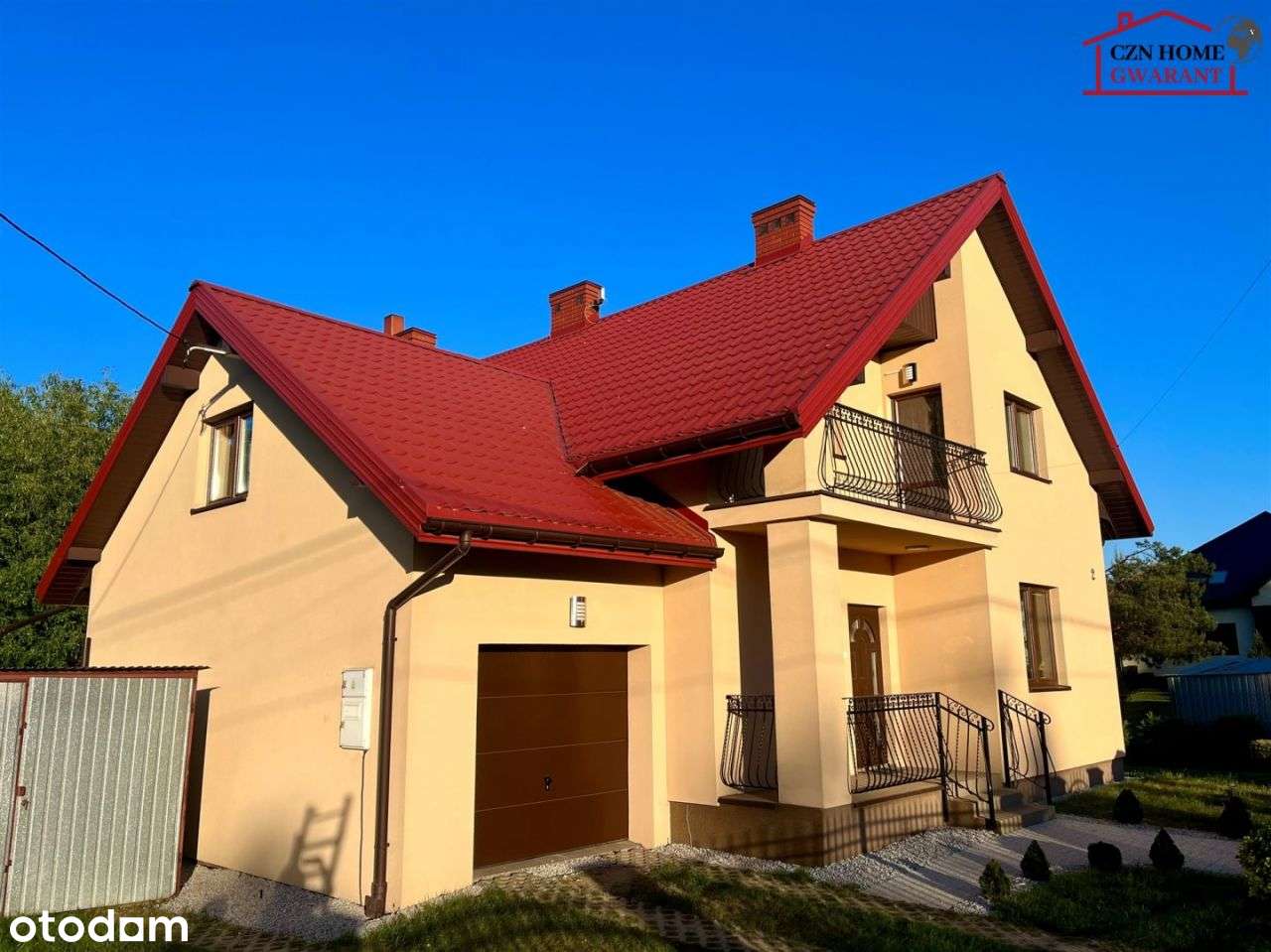 Piękny dom w uroczym zakątku Mrozów.-18