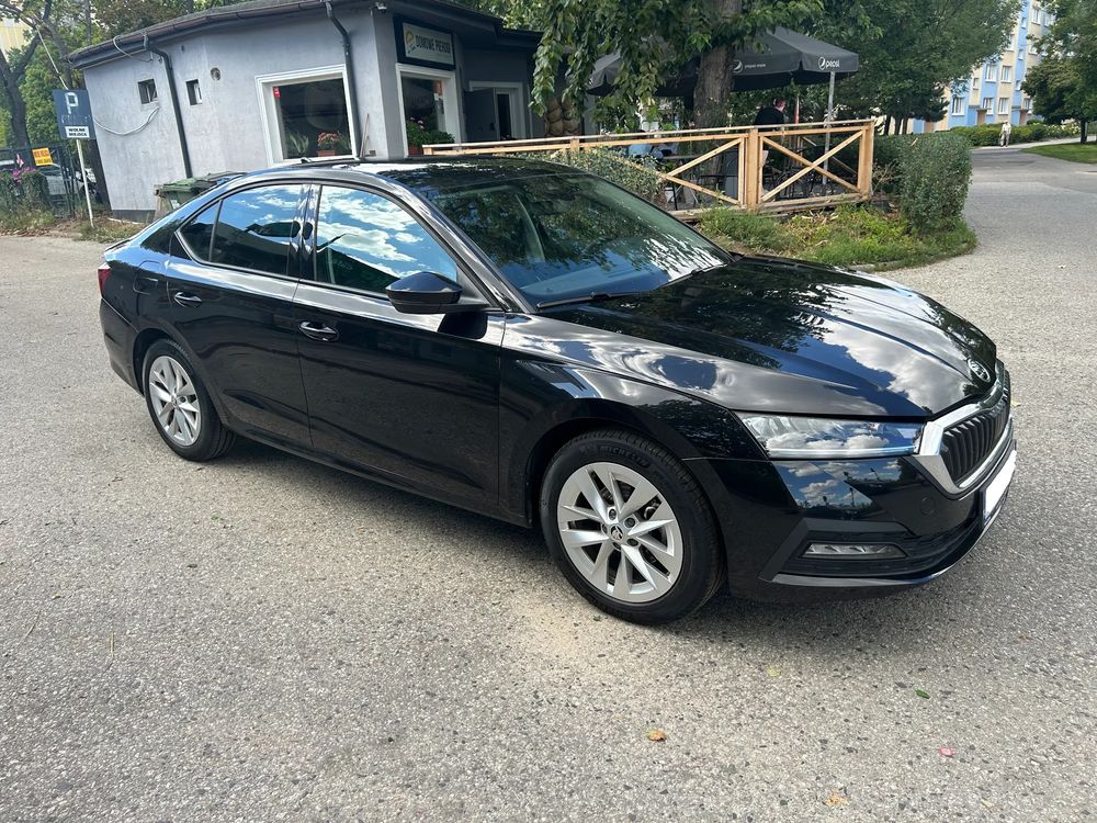 Skoda Octavia IV (2020-) 1.5 TSI e-Tec Ambition DSG 2024