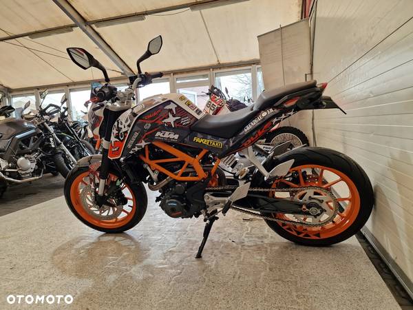 KTM Duke - 21