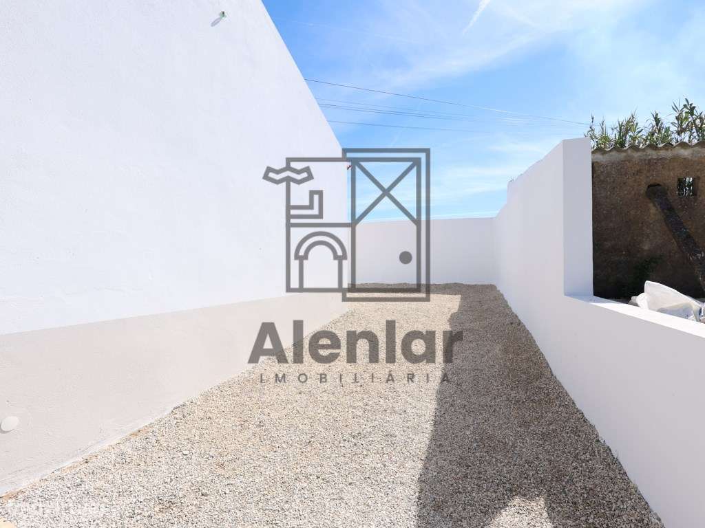 MORADIA T1 NOVA em Alenquer-21