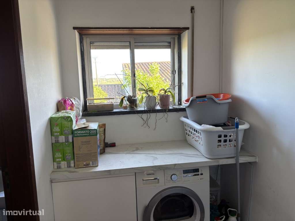 Vendese Quinta com Casa T4, Adega, Lagar e Terreno com Árvores de F...-21