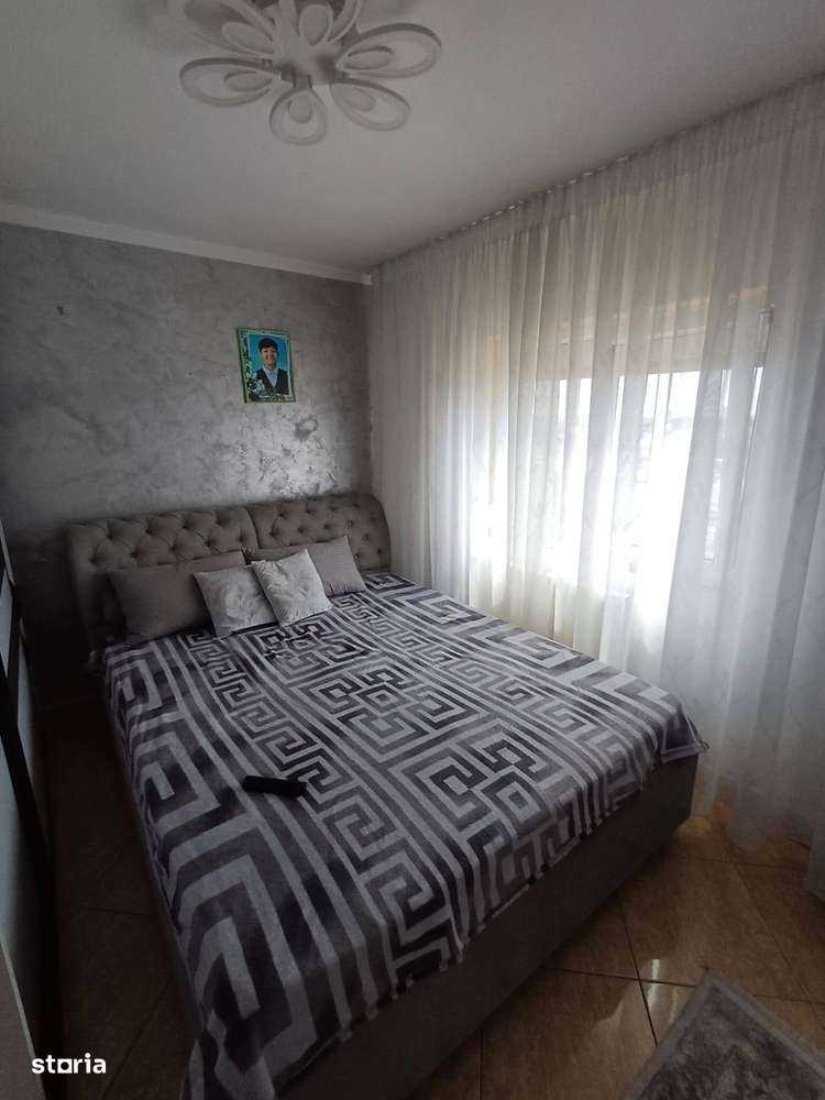 De vanzare 2 camere,mobilat,utilat,renovat,Pret 43000 euro - Imagine principală: 5/7