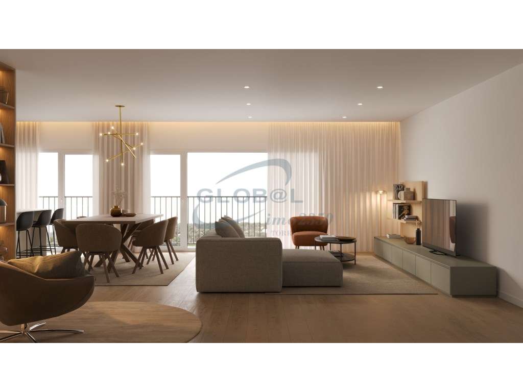 Apartamento T4-8