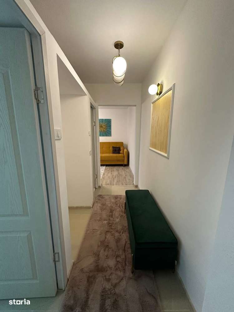 De vanzare apartament cu 3 camere si balcon, complet mobilat și utilat - Imagine principală: 4/7