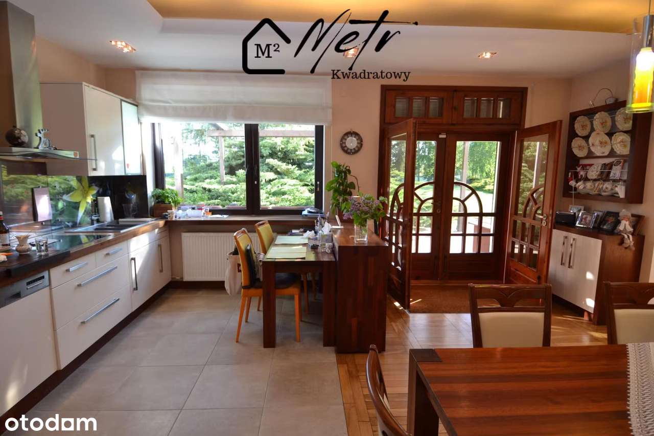 Dom 172,9 m² działka7000 m² , 2 magazyn 330m²-6