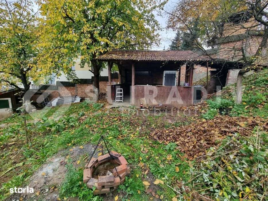 Casă spațioasă cu 5 camere, garaj și curte generoasă – strada Câmpului - Imagine principală: 5/5