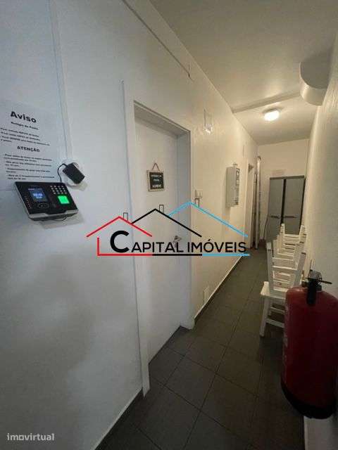 Hamburgueria em pleno funcionamento e excelente localização !-16