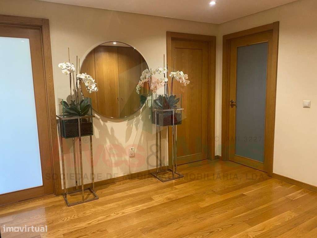 Apartamento T2 1 Centro Da Maia 2 Lugares De Garagem