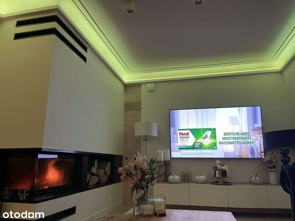 Nowoczesny dom z garażem, pompą ciepła i solarami-15