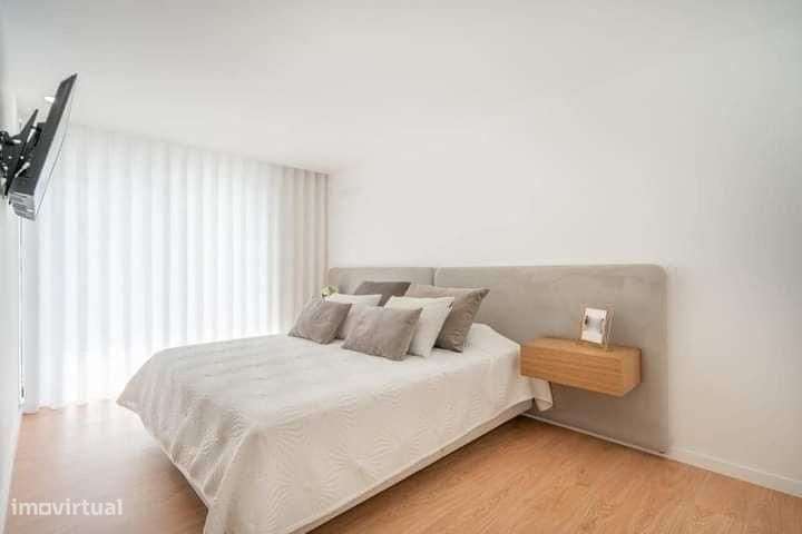 Apartamento T4 Penthouse Novo 300m2 LORDELO/Paredes - Negociavel - Grande imagem: 5/12