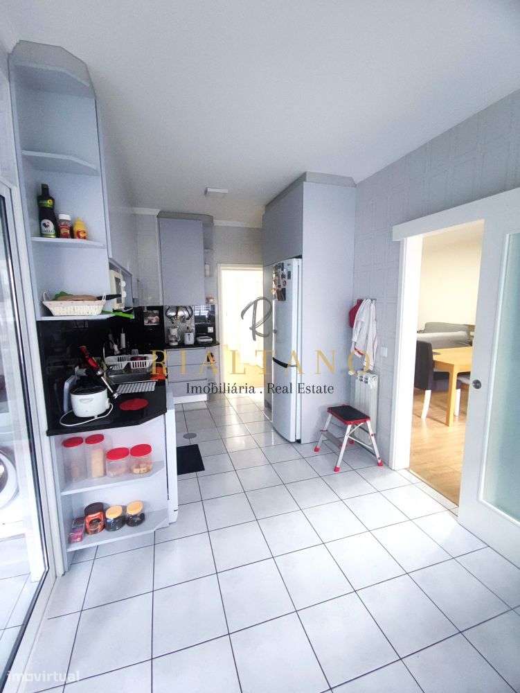 Apartamento T3 em Aveiro / Barrocas-4