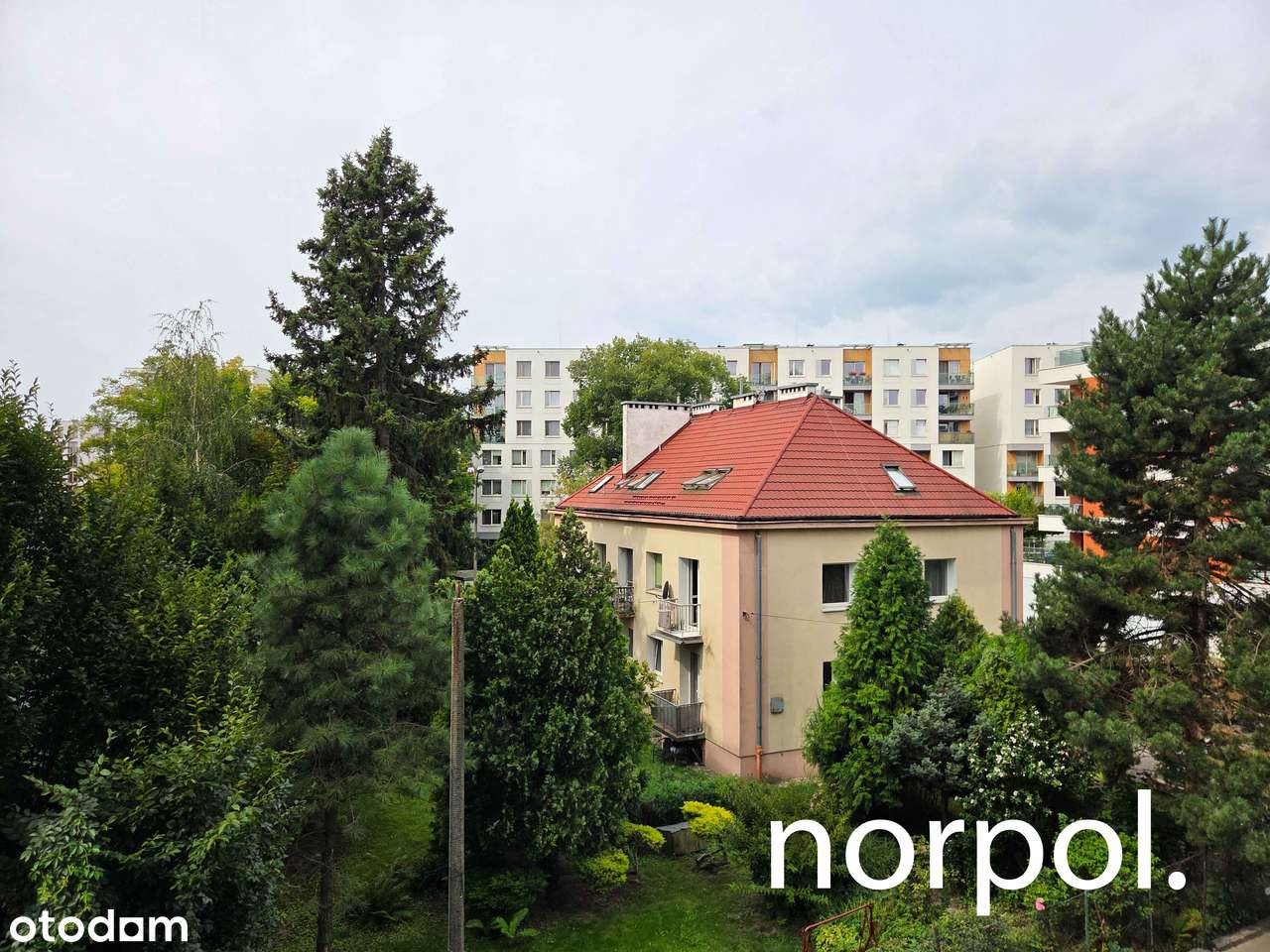 3 niezależne pokoje, osobna kuchnia, łazienka, toaleta, balkon-2