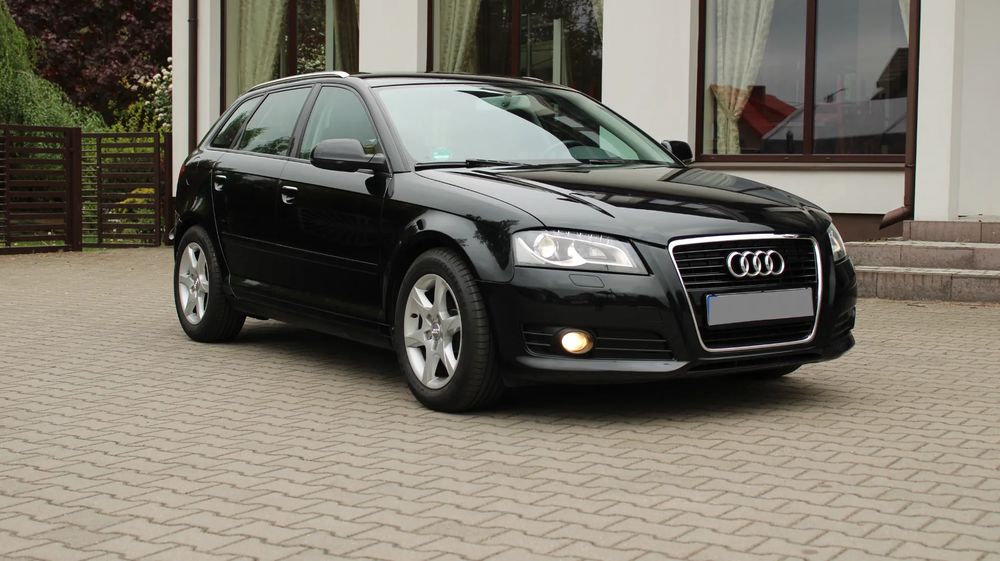 Audi A3 8P 1.6 TDI ultra Attraction 2012
