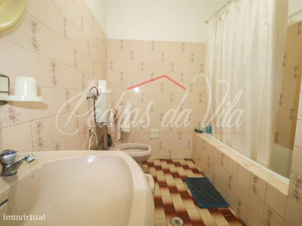 Excelente moradia T5 com anexo, quintal e garagem - Vila Nova de Mi...-8