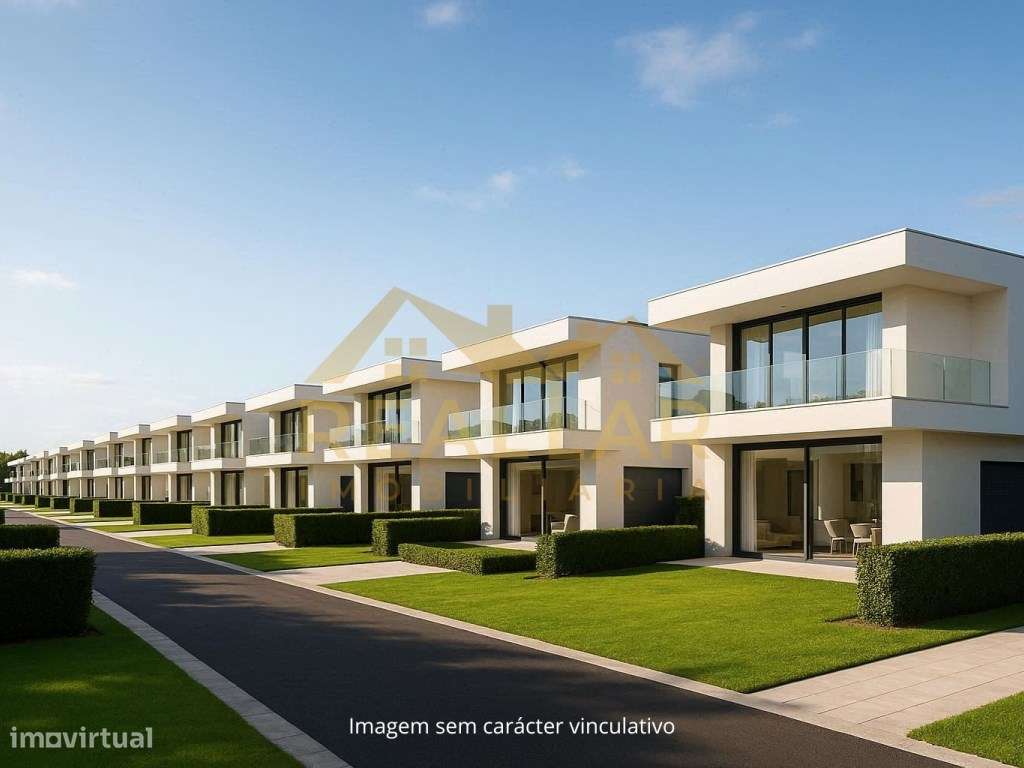 Terreno com 4600m2 para construção em Argivai - Póvoa de Varzim-0