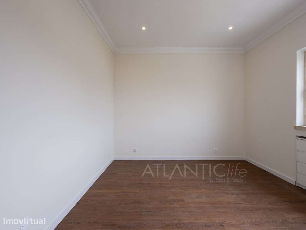 Moradia T3 Amadora com Excelentes Áreas e Espaço Exterior-15