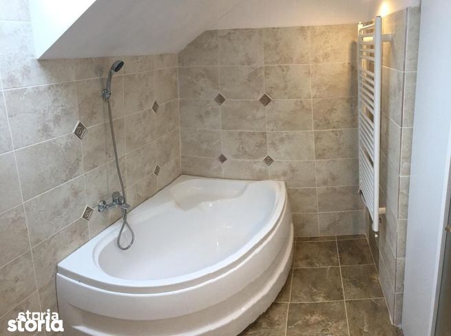 Casa duplex ,cu copertina de mașină,4 cam,100 mp,teren 250 mp,Sancrai-2