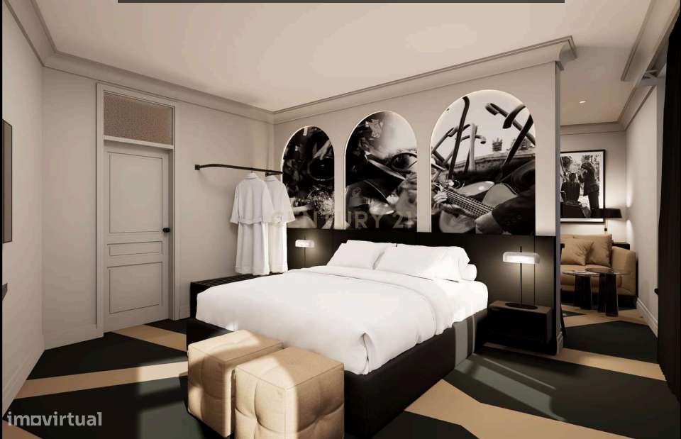 Prédio na emblemática Rua do Quebra Costas, no centro histórico de Coi-7