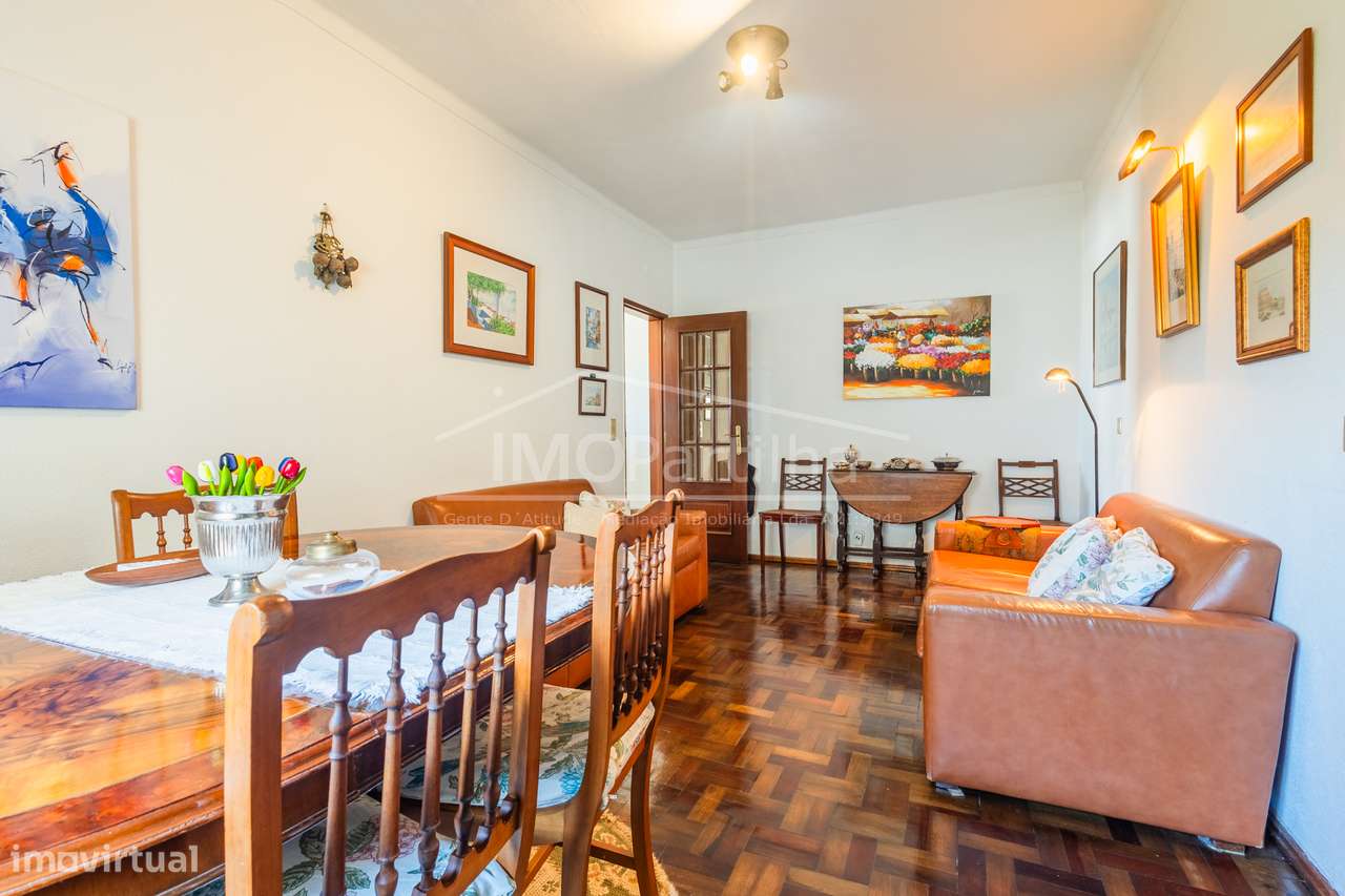 Moradia Dividida em 3 Apartamentos Caparide - São Domingos de Rana-7