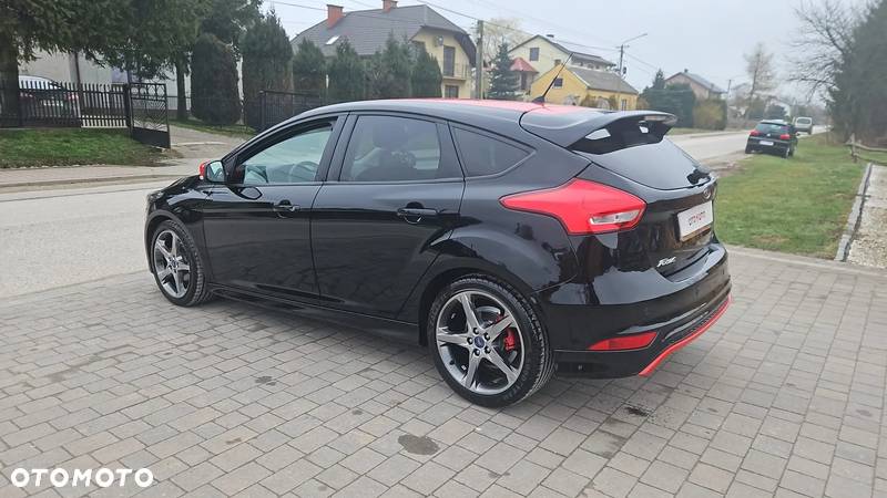 Ford Focus - 9