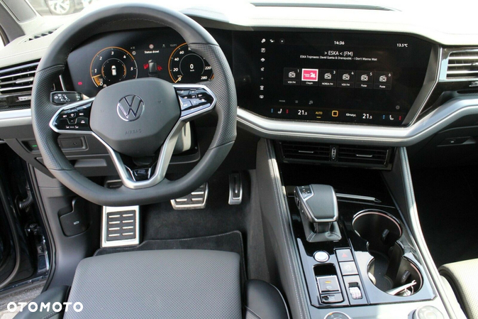 Volkswagen Touareg 3.0 V6 TDI 4Motion R-Line - 11