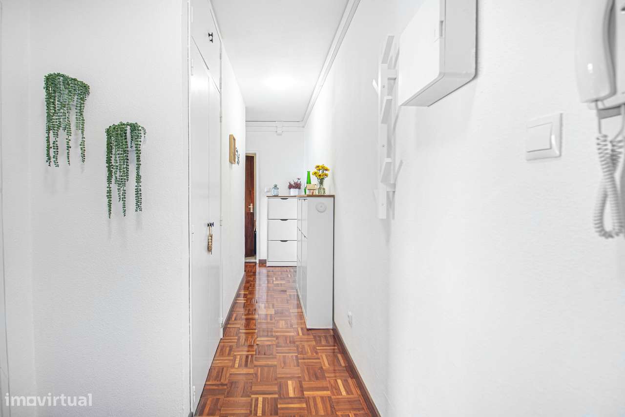 T3 Remodelado em 2021 c/ imensa luz natural e elevador-10