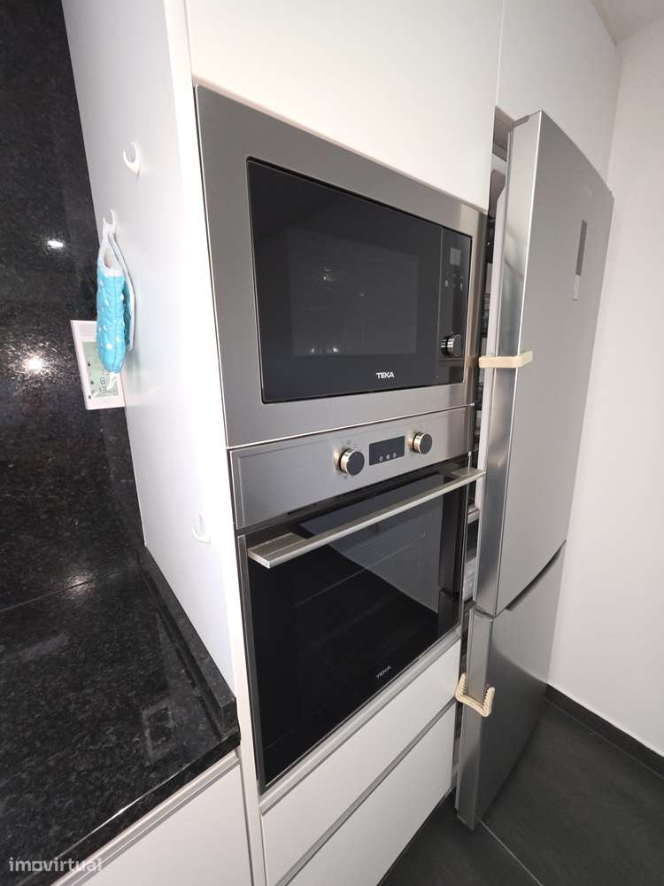 Fantástico Moradia T3 Independente em Lourosa-3