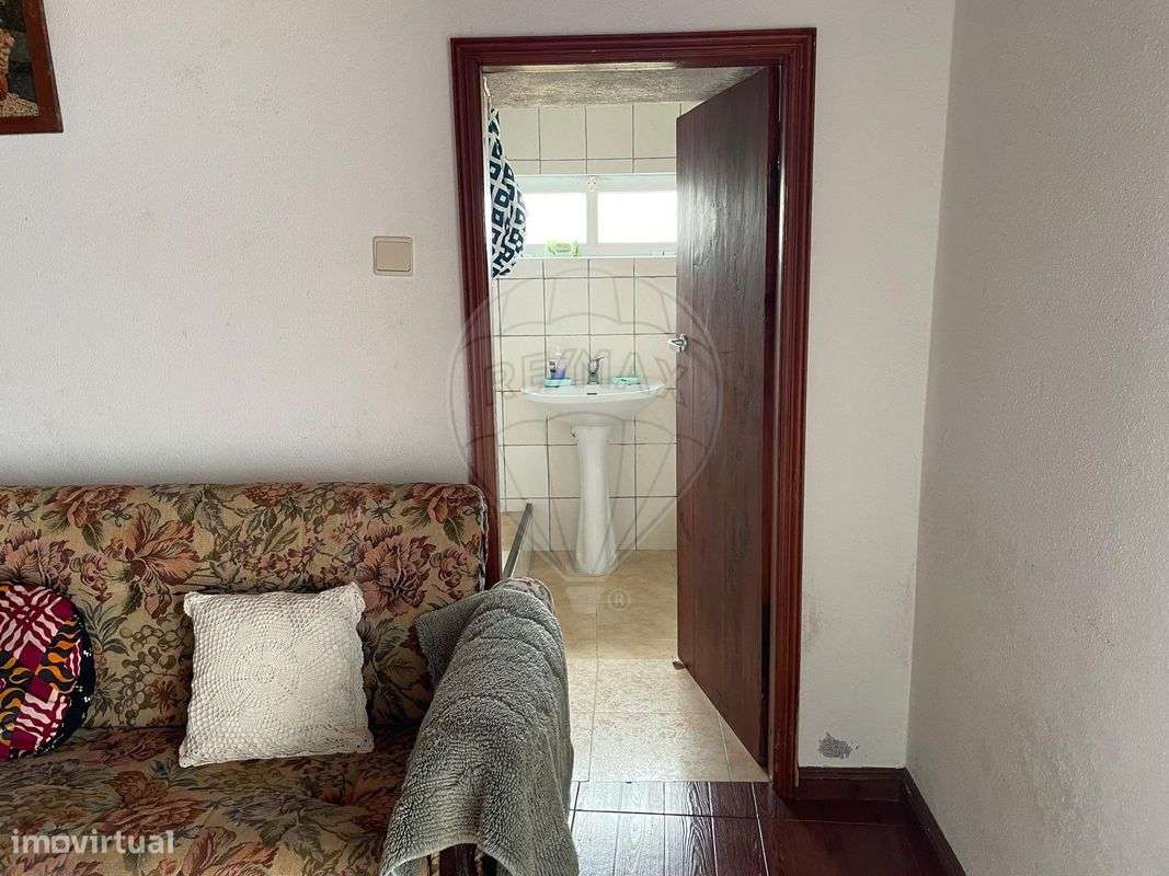 Moradia T2 para venda - Grande imagem: 5/17