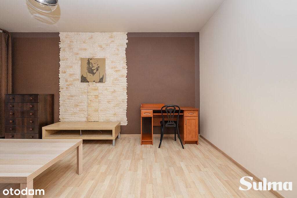 Przestronna kawalerka przy ul. Ułanów - Pełny obrazek: 4/12