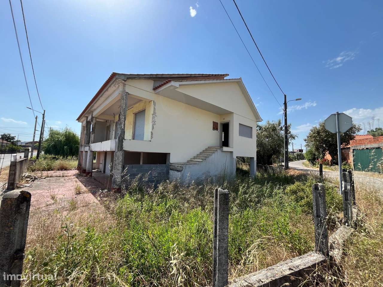 Moradia T4 c/ terreno - Grande imagem: 5/25