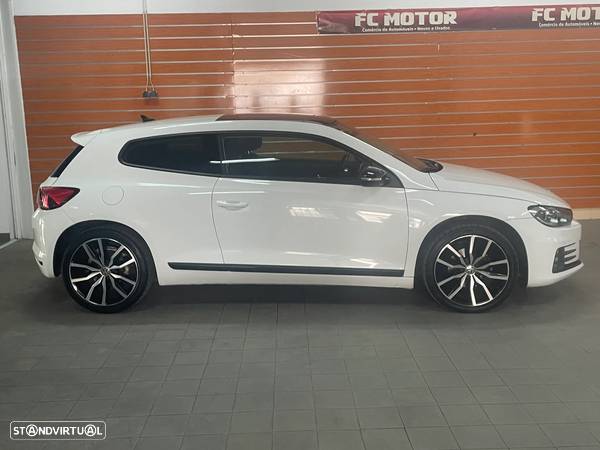 VW Scirocco 2.0 TDI Sport - 4