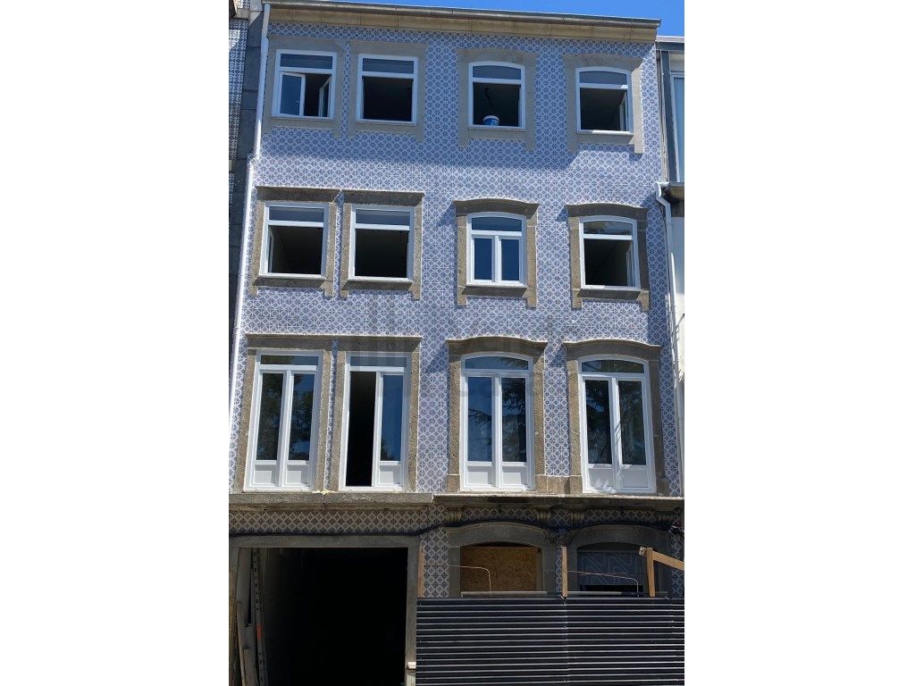 Vende-se T2 Luxo- Braga Av. Central