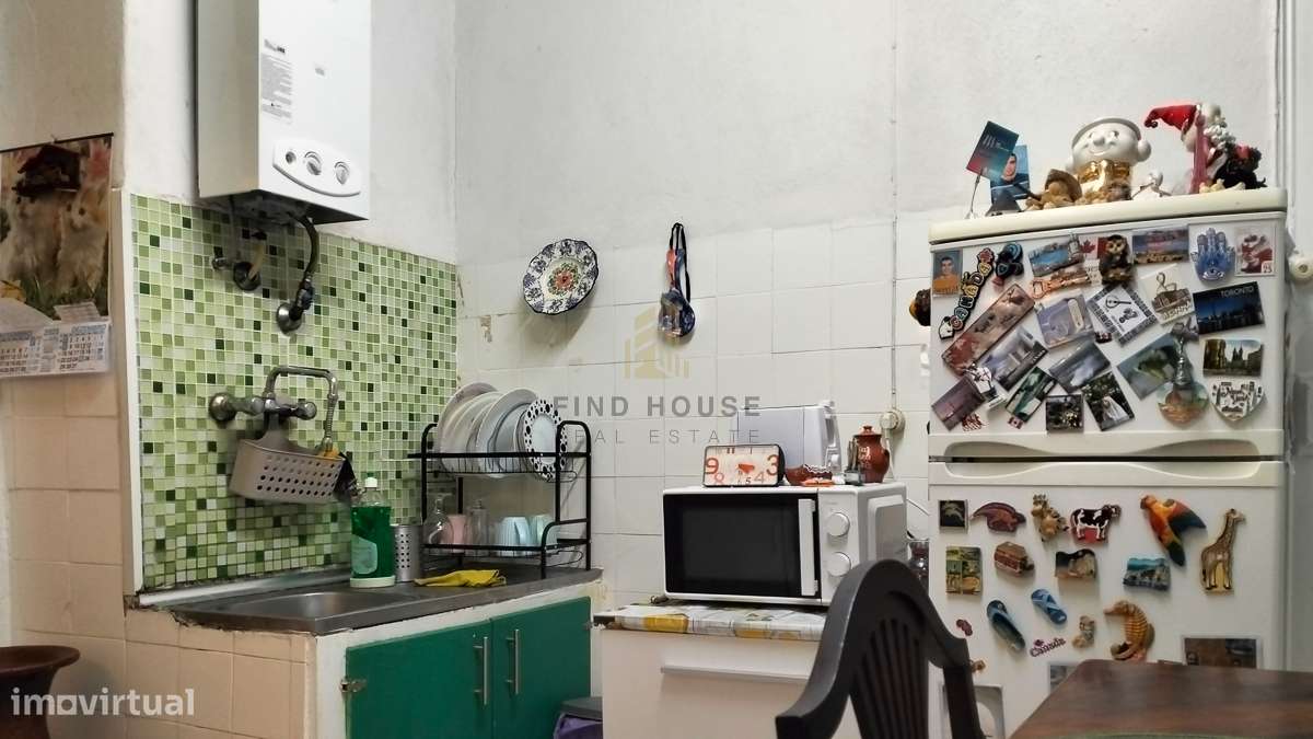 Vende-se Moradia T7 com 2 pisos e logradouro no Cadaval-18