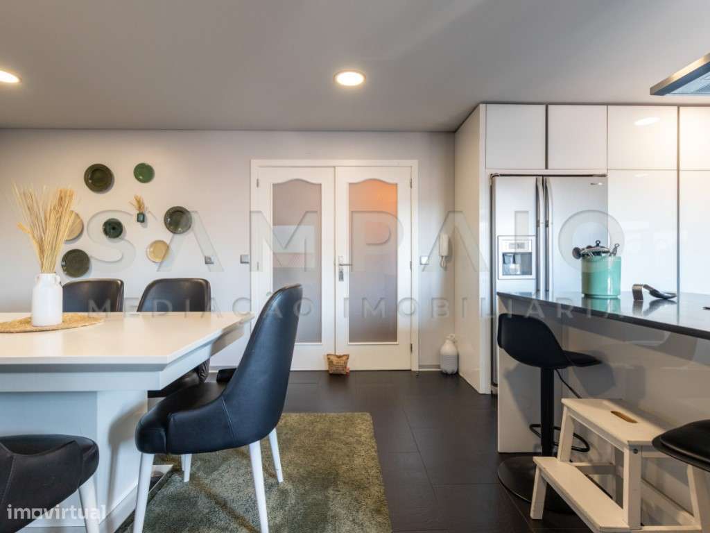 Moradia T4 - Fânzeres - Grande imagem: 4/48