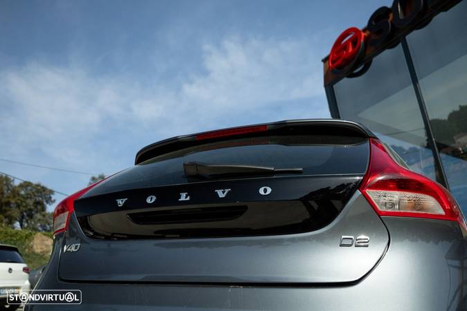 Volvo V40 1.6 D2 Momentum - 23