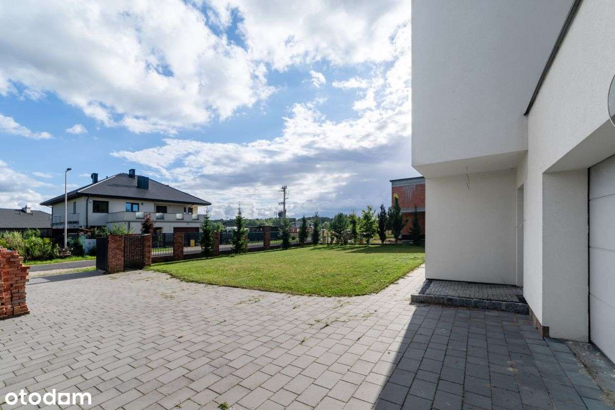 Efektowna przestrzeń do wykończenia-6