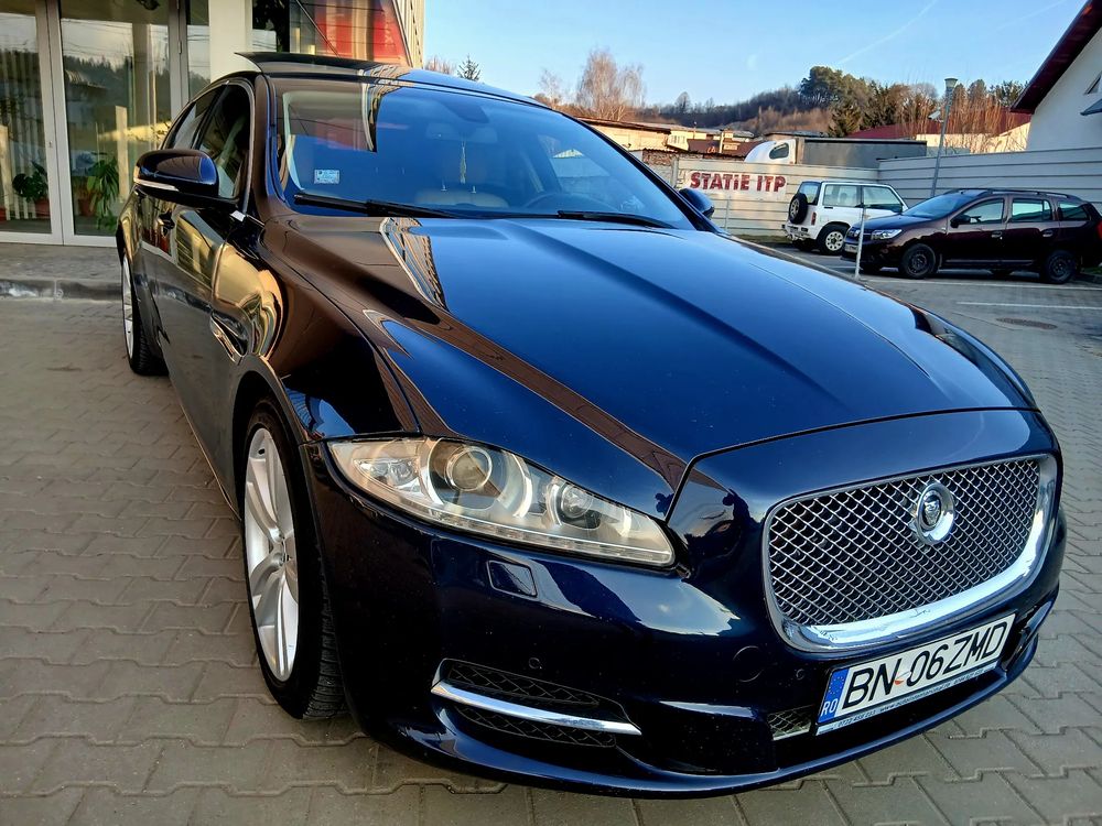 Jaguar XJ 3.0 V6 Luxury Aut SWB 2012