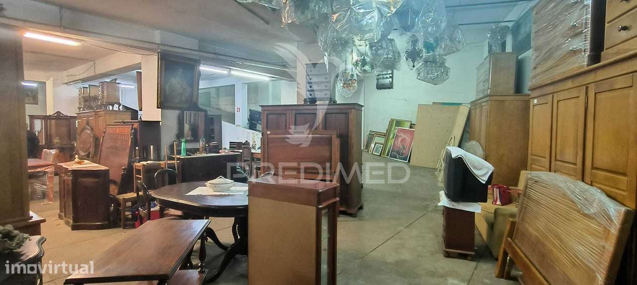 Garagem com 256m² no Centro de Vila Nova de Gaia - Grande imagem: 3/14