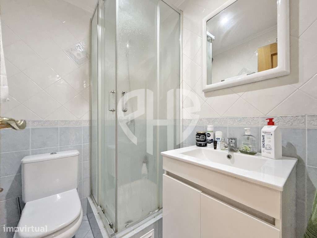 Apartamento T3 / C/Parqueamento // Santa Marta Corroios-44