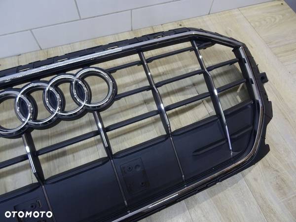 ATRAPA GRILL AUDI Q8 4M8853651AL - 10