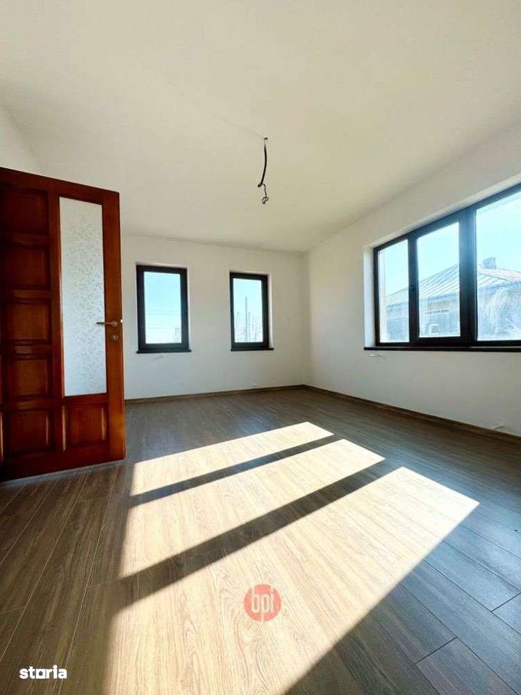 SE VINDE CASA Noua, in Boroaia, intre Tg.Neamt si Falticeni - Imagine principală: 2/14