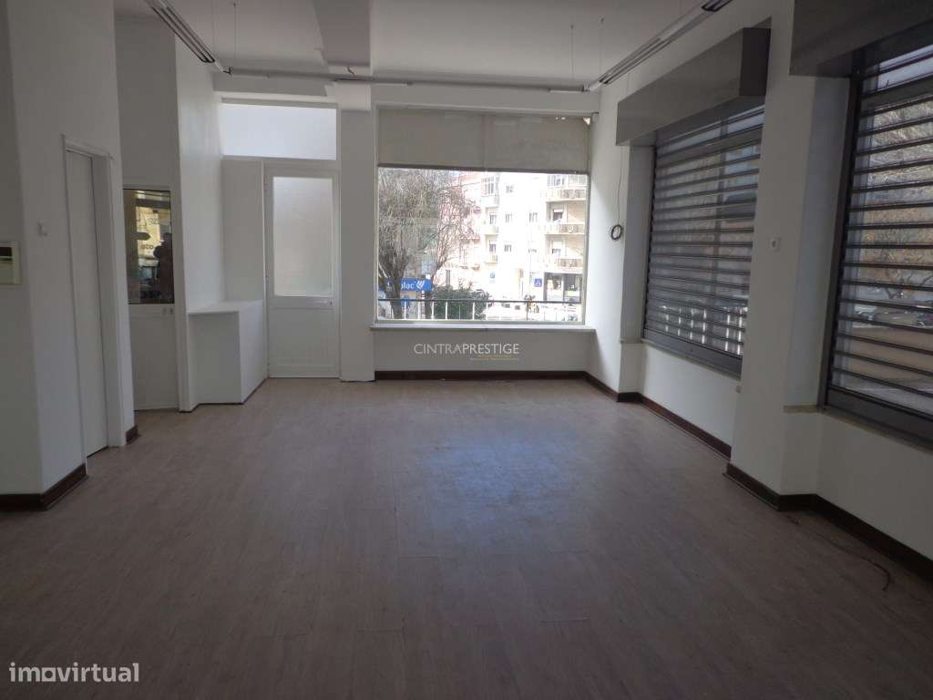 Loja para Arrendamento - Centro da Portela de Sintra - Grande imagem: 2/16